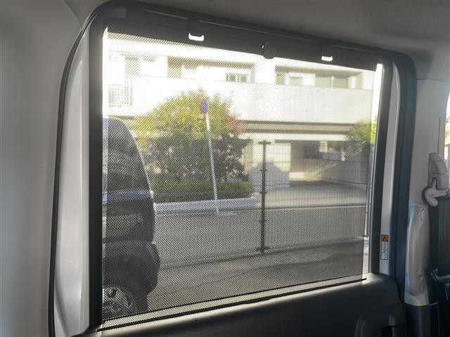 スペーシアカスタム Ｊスタイル　禁煙　社外ナビ　レーダーブレーキサポート　シートヒーター　両側パワースライドドア　前後ドライブレコーダー　ＨＩＤヘッドライト　フォグランプ　純正フロアマット　スマートキー／プッシュスタート（11枚目）