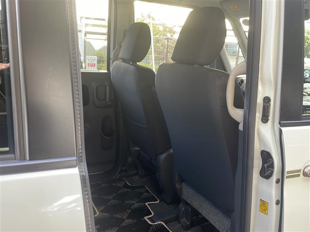 スペーシアカスタム Ｊスタイル　禁煙　社外ナビ　レーダーブレーキサポート　シートヒーター　両側パワースライドドア　前後ドライブレコーダー　ＨＩＤヘッドライト　フォグランプ　純正フロアマット　スマートキー／プッシュスタート（21枚目）