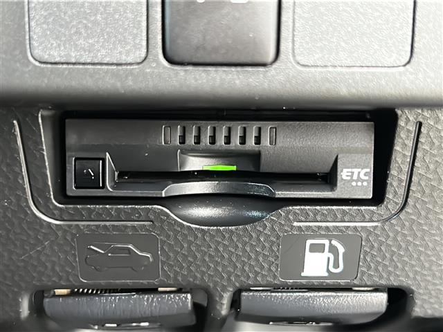 ルーミー カスタムＧ　禁煙　社外ナビ　バックカメラ　クルーズコントロール　プリクラッシュセーフティ　ＬＤＡ　オートマチックハイビーム　ドライブレコーダー　ＥＴＣ　ＬＥＤヘッドライト　フォグランプ　スマートキー／スペアキー（17枚目）