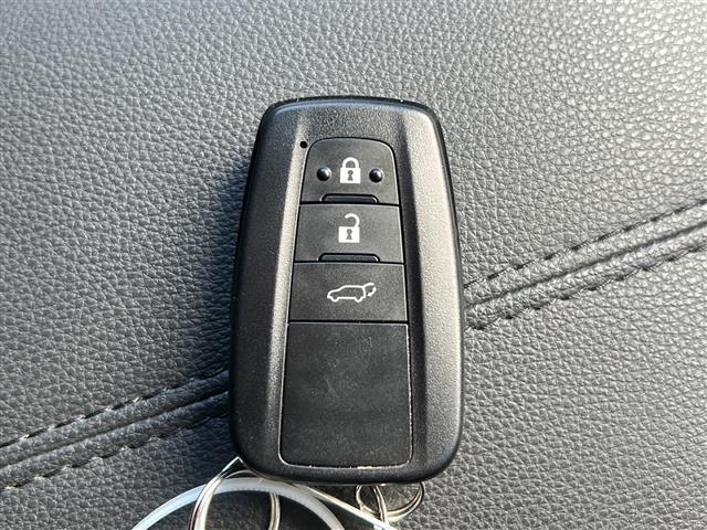 ＲＡＶ４ アドベンチャー　オフロードパッケージ　禁煙　ＪＡＯＳプロテクター　純正９型ディスプレイオーディオ／ナビ　バックカメラ　デジタルインナーミラー　ＢＳＭ　前後ドＢライブレコーダー　シートヒーター／ベンチレーション　ステアリングヒーター　ＥＴＣ（17枚目）