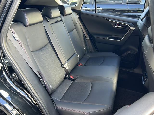 ＲＡＶ４ アドベンチャー　オフロードパッケージ　禁煙　ＪＡＯＳプロテクター　純正９型ディスプレイオーディオ／ナビ　バックカメラ　デジタルインナーミラー　ＢＳＭ　前後ドＢライブレコーダー　シートヒーター／ベンチレーション　ステアリングヒーター　ＥＴＣ（21枚目）
