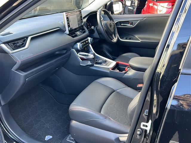 ＲＡＶ４ アドベンチャー　オフロードパッケージ　禁煙　ＪＡＯＳプロテクター　純正９型ディスプレイオーディオ／ナビ　バックカメラ　デジタルインナーミラー　ＢＳＭ　前後ドＢライブレコーダー　シートヒーター／ベンチレーション　ステアリングヒーター　ＥＴＣ（23枚目）