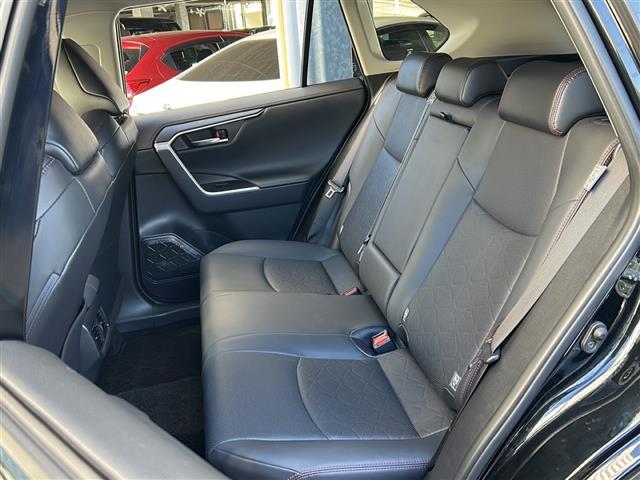 ＲＡＶ４ アドベンチャー　オフロードパッケージ　禁煙　ＪＡＯＳプロテクター　純正９型ディスプレイオーディオ／ナビ　バックカメラ　デジタルインナーミラー　ＢＳＭ　前後ドＢライブレコーダー　シートヒーター／ベンチレーション　ステアリングヒーター　ＥＴＣ（25枚目）