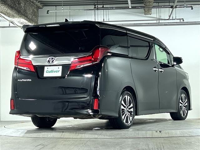 アルファード ２．５Ｓ　Ｃパッケージ　禁煙　ツインムーンルーフ　ＪＢＬ　メーカーナビ　パノラミックビューモニター　フリップダウンモニター　デジタルインナーミラー　ＢＳＭ　ドライブレコーダー　シートヒーター／ベンチレーション　スペアタイヤ（31枚目）