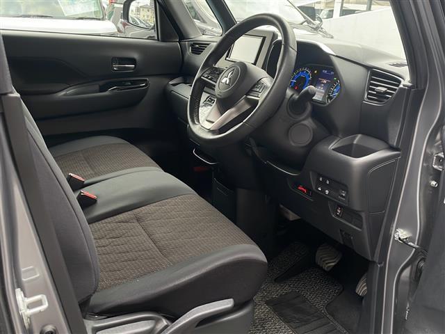 ｅＫクロススペース Ｔ　禁煙　４ＷＤ　社外ナビ　マイパイロット　マルチビューカメラ　デジタルミラー　ハンズフリー両側パワースライドドア　コーナーセンサー　シートヒーター　ＬＥＤヘッドライト　純正アルミ付冬タイヤ有（21枚目）