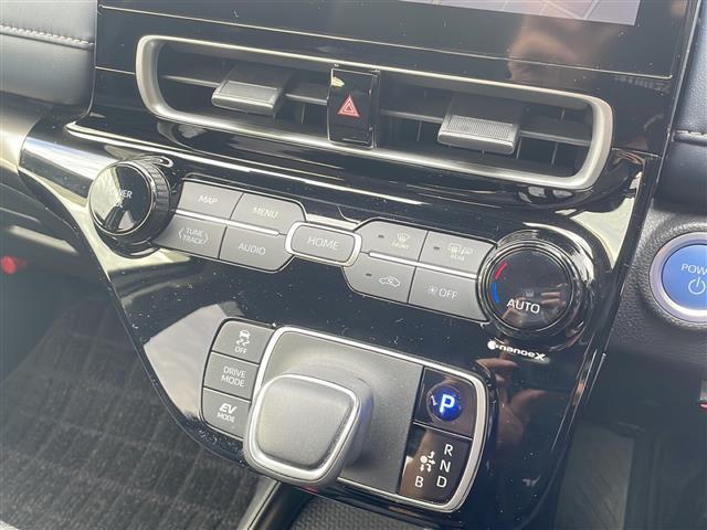 アクア Ｚ　禁煙　１０．５型でぃぅプレイオーディオ　ナビ　フルセグ　ＣＤ／ＤＶＤ　パノラミックビューモニター　ＢＳＭ　シートヒーター　ステアリングヒーター　ハーフレザーシート　ＡＣ１００Ｖ１５００Ｗ電源　ＬＥＤ（5枚目）