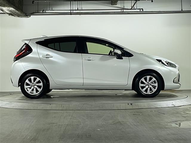 アクア Ｚ　禁煙　１０．５型でぃぅプレイオーディオ　ナビ　フルセグ　ＣＤ／ＤＶＤ　パノラミックビューモニター　ＢＳＭ　シートヒーター　ステアリングヒーター　ハーフレザーシート　ＡＣ１００Ｖ１５００Ｗ電源　ＬＥＤ（40枚目）