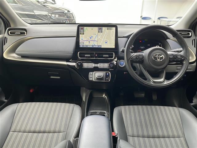 アクア Ｚ　禁煙　１０．５型でぃぅプレイオーディオ　ナビ　フルセグ　ＣＤ／ＤＶＤ　パノラミックビューモニター　ＢＳＭ　シートヒーター　ステアリングヒーター　ハーフレザーシート　ＡＣ１００Ｖ１５００Ｗ電源　ＬＥＤ（42枚目）