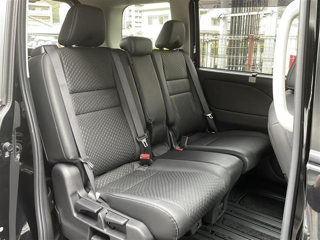 セレナ ハイウェイスターＶ　禁煙　防水シート　プロパイロット　純正ナビ　両側パワースライドドア　エマージェンシーブレーキ　道路標識認識　ＢＳＷ　プロパイロット　アラウンドビュー　デジタルインナーミラー　フロアマット　ドアバイザー（27枚目）