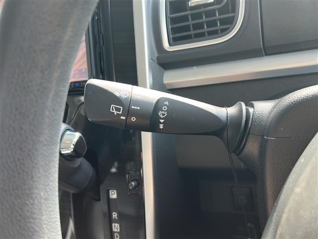 タント カスタム　Ｘ　トップＥＤ　ＳＡＩＩ　禁煙　社外ナビ　スマートアシストＩＩ　ＨＩＤヘッドライト　フォグランプ　スマートキー／プッシュスタート　片側パワースライドドア　ハーフレザーシート　純正ドアバイザー　フロアマット　純正アルミホイール（8枚目）