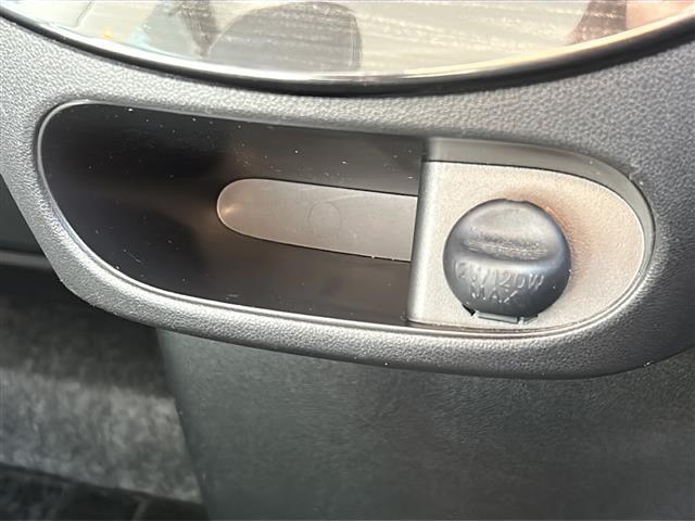 タント カスタム　Ｘ　トップＥＤ　ＳＡＩＩ　禁煙　社外ナビ　スマートアシストＩＩ　ＨＩＤヘッドライト　フォグランプ　スマートキー／プッシュスタート　片側パワースライドドア　ハーフレザーシート　純正ドアバイザー　フロアマット　純正アルミホイール（16枚目）