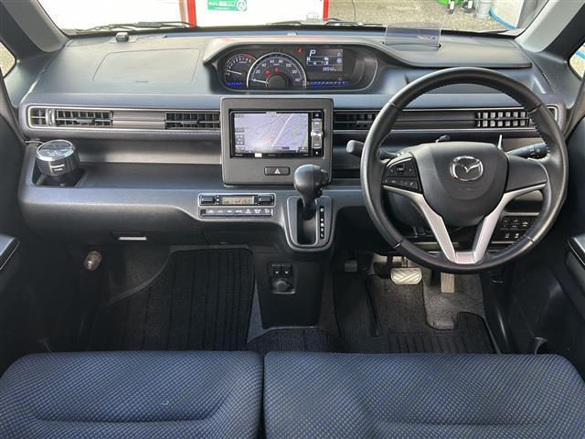 フレア ハイブリッドＸＳ　禁煙　４ＷＤ　社外７型ナビ　衝突軽減　シートヒーター　フロアマット　ドアバイザー　ＨＵＤ　革巻きステアリング　ステアリングスイッチ　ドライブレコーダー　スマートキー／プッシュスタート　オートライト（3枚目）