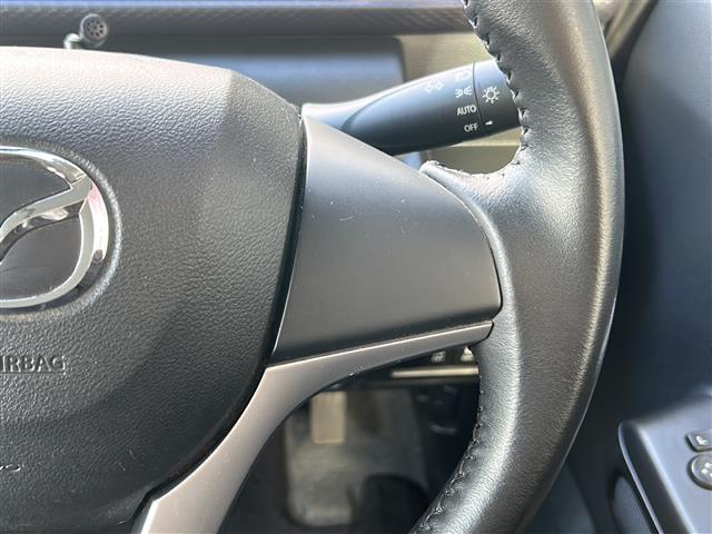 フレア ハイブリッドＸＳ　禁煙　４ＷＤ　社外７型ナビ　衝突軽減　シートヒーター　フロアマット　ドアバイザー　ＨＵＤ　革巻きステアリング　ステアリングスイッチ　ドライブレコーダー　スマートキー／プッシュスタート　オートライト（13枚目）