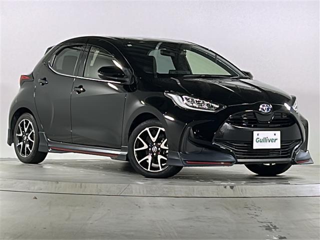 ヤリス ハイブリッドＺ　禁煙　ＴＲＤエアロ　純正ディスプレイオーディオ　ナビ／フルセグ　バックカメラ　セーフティセンス　レーダークルーズコントロール　シートヒーター　前後ドライブレコーダー　ＥＴＣ　純正アルミホイール（30枚目）