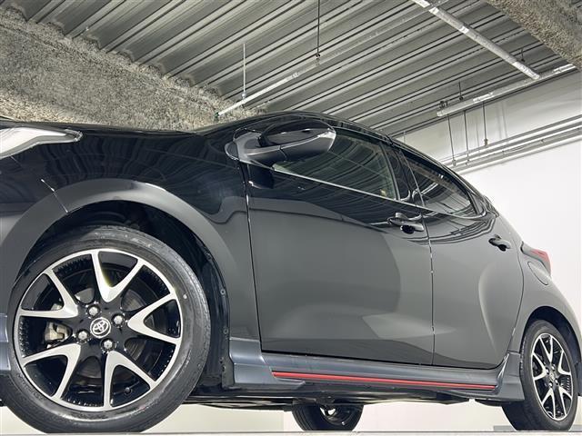 ヤリス ハイブリッドＺ　禁煙　ＴＲＤエアロ　純正ディスプレイオーディオ　ナビ／フルセグ　バックカメラ　セーフティセンス　レーダークルーズコントロール　シートヒーター　前後ドライブレコーダー　ＥＴＣ　純正アルミホイール（39枚目）