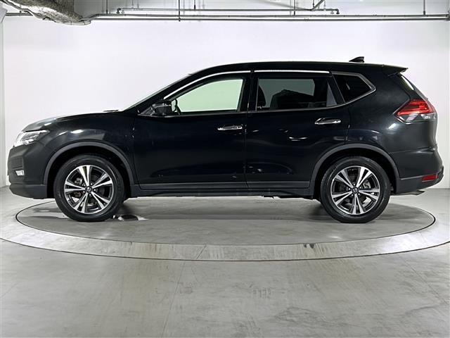 エクストレイル ２０Ｘｉ　禁煙　４ＷＤ　社外ナビ　アラウンドビューモニター　インテリジェントルームミラー　プロパイロット　ＢＳＷ　電動パーキング　オートホールド　前後ドライブレコーダー　レーダー探知機　ＥＴＣ　ＬＥＤライト（43枚目）