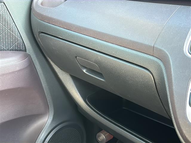 Ｎ－ＯＮＥ プレミアム・Ｌパッケージ　禁煙　純正ディスプレイオーディオ　バックカメラ　ＥＴＣ　ＨＩＤヘッドライト　フォグランプ　スマートキー　プッシュスタート　スペアキー　純正フロアマット　純正アルミホイール　革巻きステアリング（14枚目）