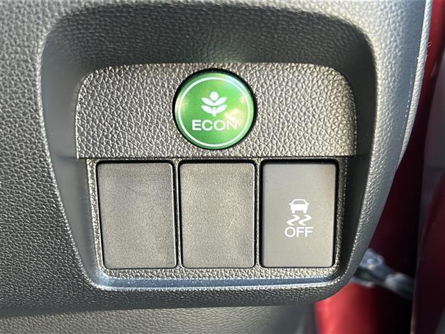 Ｎ－ＯＮＥ プレミアム・Ｌパッケージ　禁煙　純正ディスプレイオーディオ　バックカメラ　ＥＴＣ　ＨＩＤヘッドライト　フォグランプ　スマートキー　プッシュスタート　スペアキー　純正フロアマット　純正アルミホイール　革巻きステアリング（16枚目）