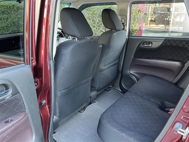 Ｎ－ＯＮＥ プレミアム・Ｌパッケージ　禁煙　純正ディスプレイオーディオ　バックカメラ　ＥＴＣ　ＨＩＤヘッドライト　フォグランプ　スマートキー　プッシュスタート　スペアキー　純正フロアマット　純正アルミホイール　革巻きステアリング（26枚目）