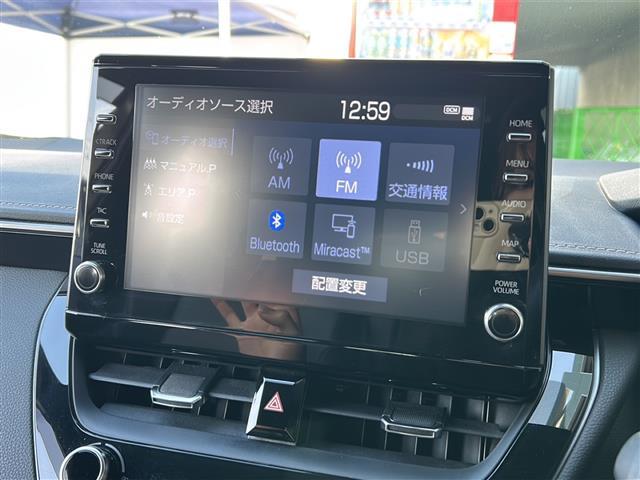 カローラツーリング ハイブリッド　ダブルバイビー　禁煙　純正９型ディスプレイ　ナビ　バックカメラ　シートヒーター　ステアリングヒーター　電動パーキングブレーキ　ブレーキホールド　ワイヤレス充電　ＥＴＣ　ハーフレザシート　レーダークルーズコントロール（6枚目）