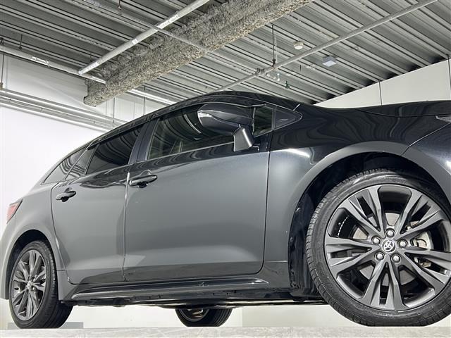 カローラツーリング ハイブリッド　ダブルバイビー　禁煙　純正９型ディスプレイ　ナビ　バックカメラ　シートヒーター　ステアリングヒーター　電動パーキングブレーキ　ブレーキホールド　ワイヤレス充電　ＥＴＣ　ハーフレザシート　レーダークルーズコントロール（36枚目）