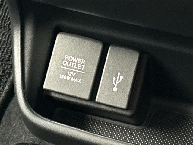 フリードハイブリッド ハイブリッド・Gホンダセンシング 禁煙 純正8型ナビ バックカメラ 両側パワースライドドア Cパッケージ Sパッケージ コンビシート シートヒーター LEDアクティブコーナリングライト ETC オートリトラミラー 衝突軽減 LKAS(16枚目)