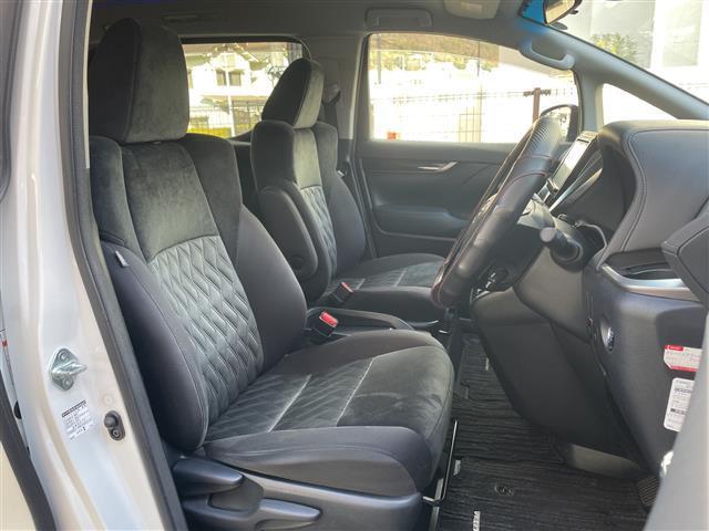 ヴェルファイア ２．５Ｚ　禁煙　純正９型ナビ　フリップダウンモニター　トヨタセーフティセンス　ＰＫＳＢ　ＲＳＡ　ＬＴＡ　レーダークルーズコントロール　オートマチックハイビーム　パワースライドドア　ＥＴＣ　スペアタイヤ　スペアキ（22枚目）