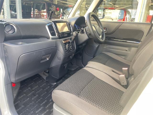 スペーシアカスタム ＴＳ　禁煙　社外ナビ　バックカメラ　フィリップダウンモニター　前後ドライブレコーダー　ＥＴＣ　両側パワースライドドア　アルミ付きスタッドレスタイヤ車載　ＨＩＤヘッドライト　フォグランプ　ターボ　スマートキー（23枚目）