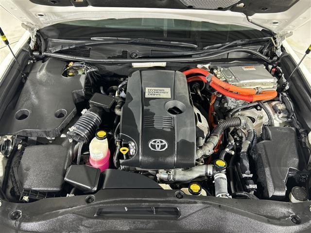 クラウンハイブリッド ロイヤルサルーン　禁煙　純正ナビ　レーダークルーズコントロール　ＰＣＳ　オートライト　ＬＥＤヘッドライト　フォグランプ　シートヒーター　パワーシート　革巻きステアリング　ステアリングヒーター　純正フロアマット　ＥＴＣ（41枚目）