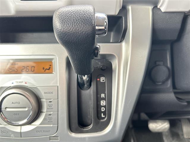 ハスラー Ｇ　禁煙　社外ナビ　ＣＤ／ＤＶＤ／ＤＴＶ／Ｂｌｕｅｔｏｏｔｈ　シートヒーター　純正１５インチアルミホイール　スマートキー　プッシュスタート　純正ドアバイザー　純正フロアマット　ＥＴＣ　電動格納ミラー（10枚目）