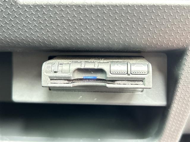 ハスラー Ｇ　禁煙　社外ナビ　ＣＤ／ＤＶＤ／ＤＴＶ／Ｂｌｕｅｔｏｏｔｈ　シートヒーター　純正１５インチアルミホイール　スマートキー　プッシュスタート　純正ドアバイザー　純正フロアマット　ＥＴＣ　電動格納ミラー（24枚目）