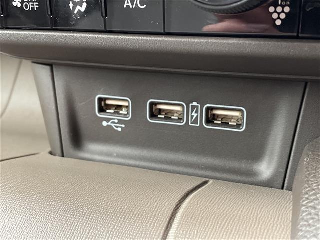 ������тm���C�P���̃K���o�[�����炱���ł��鍂������I���Q�O�Q�O�N�P���@�i���j���{�\����������������ׁi�������ÎԔ���s��̑�蔃����Ǝ҂�ΏۂƂ����u���Î����Ԕ���䐔�m���D�P�����v���j