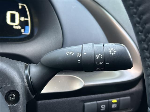 アクア Ｚ　禁煙　ディスプレイオーディオ　パノラミックビューモニター　ＢＳＭ　コンフォートビューパッケージ　ハーフレザー　シートヒーター　ステアリングヒーター　ＡＣ１００Ｖ１５００Ｗ　ドライブレコーダー　ＥＴＣ（12枚目）