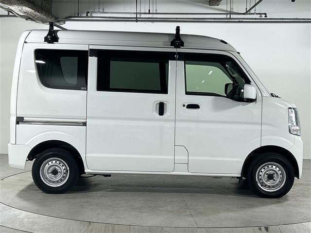 スクラム ＰＣスペシャル　禁煙　４ＷＤ　衝突軽減ブレーキ　車線逸脱警報　横滑り防止　パーキングセンサー　オートライト　電動格納ミラー　リモコンキー　ドアバイザー　フロアマット　オーバーヘッドコンソール（44枚目）