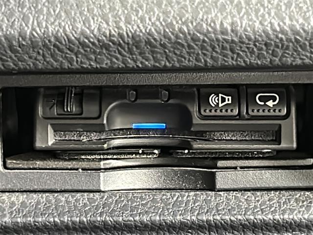 店頭在庫以外にも全国約４万台※の在庫から、ぴったりな１台をご提案します！※２０２３年１０月現在の在庫台数です。売約済の可能性があります。