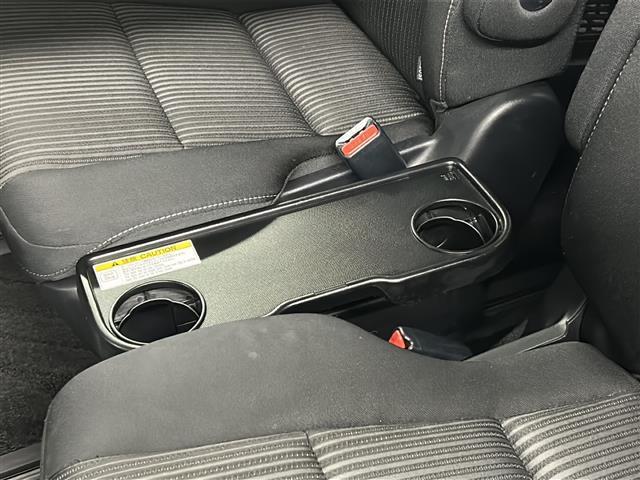 掲載箇所以外にご希望の写真がございましたら、お気軽にお問い合わせ下さい！メールや郵送でお送りさせていただきます。