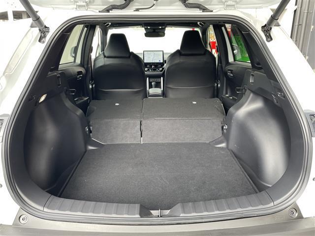 カローラクロス ハイブリッド　Ｚ　禁煙　パノラマルーフ　純正ナビ　パノラミックビューモニター　パキングアシスト　クリアランスソナー　ＢＳＭ　パワーバックドア　シートヒーター　ハーフレザーシート　ＬＥＤヘッドライト　フォグ　ＥＴＣ２．０（33枚目）