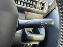 ハイブリッドＸＳ　禁煙　４ＷＤ　社外７型ナビ　衝突軽減　シートヒーター　フロアマット　ドアバイザー　ＨＵＤ　革巻きステアリング　ステアリングスイッチ　ドライブレコーダー　スマートキー／プッシュスタート　オートライト（15枚目）