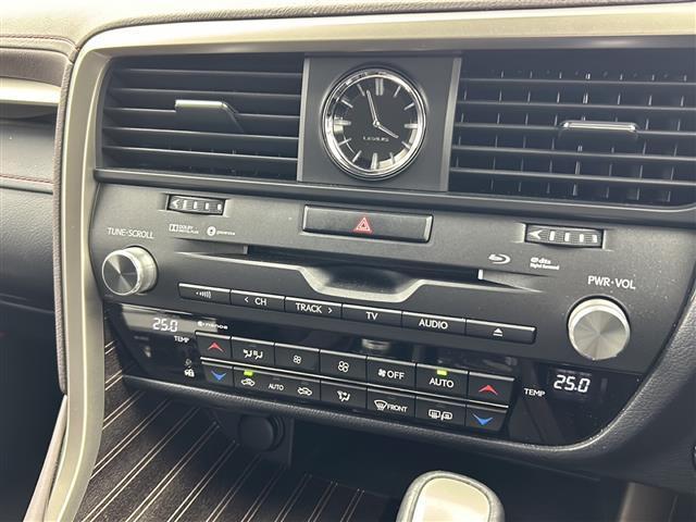 ＲＸ ＲＸ４５０ｈ　バージョンＬ　メーカー純正ナビ　後席モニター　電動リアゲート　クルーズコントロール　ＥＴＣ　スペアキー　カードキー　シートヒーター　ベンチレーション　ハンドルヒーター　トヨタセーフティセンス　オートホールド（16枚目）