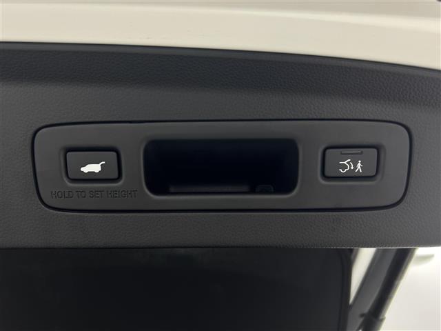 ヴェゼル ｅ：ＨＥＶ　Ｚ　ホンダコネクトディスプレー　バックカメラ　フルセグテレビ　スマートフォン連携　ホンダセンシング　ブラインドスポットインフォメーション　後退出庫サポート　ワイヤレス充電器　ヒルディセントコントロール（26枚目）