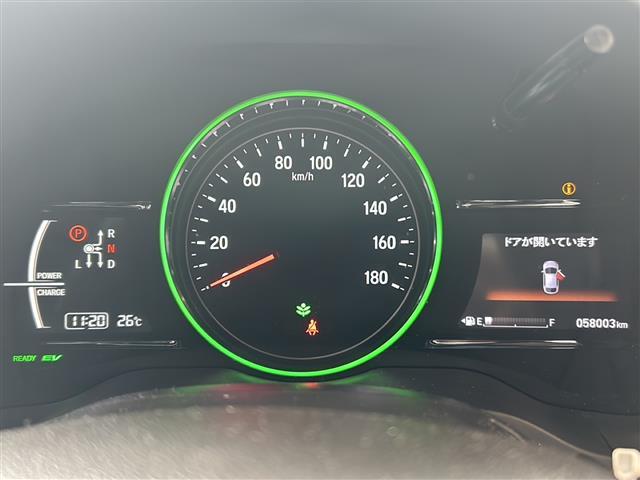 ヴェゼル ハイブリッドＲＳ・ホンダセンシング　ホンダセンシング　純正７インチメモリナビ　バックカメラ　ビルトインＥＴＣ　前方ドライブレコーダー　ＣＭＢＳ　標識認識機能　先行車発進告知　オートブレーキホールド　電動パーキングブレーキ　パドルシフト（11枚目）