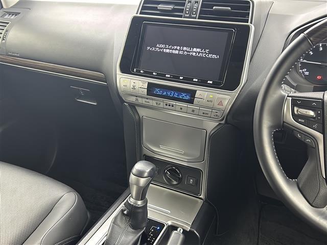 ランドクルーザープラド ＴＸ　Ｌパッケージ　ワンオーナー　純正ナビ　サンルーフ　黒革シート　シートヒーター　シートベンチレーション　トヨタセーフティセンス　純正１９インチアルミホイール　フルセグＴＶ　バックカメラ　レーダークルーズコントロール（8枚目）