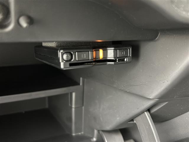 ノート e-パワー B 社外SDナビ(AVIC-RZ003) ブルートゥース/SD アラウンドビューモニター ETC レーンキープアシスト 衝突被害軽減システム 前後ソナー スペアキー プッシュスターター(9枚目)