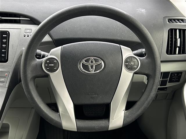 プリウス S 純正ナビ フルセグTV Bluetooth SDサーバー バックカメラ キセノンヘッドライト ビルトインETC 純正15インチアルミホイール スマートキー 純正フロアマット 布系シート エアバック(6枚目)