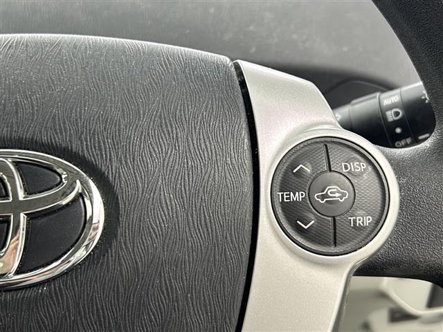 プリウス S 純正ナビ フルセグTV Bluetooth SDサーバー バックカメラ キセノンヘッドライト ビルトインETC 純正15インチアルミホイール スマートキー 純正フロアマット 布系シート エアバック(8枚目)