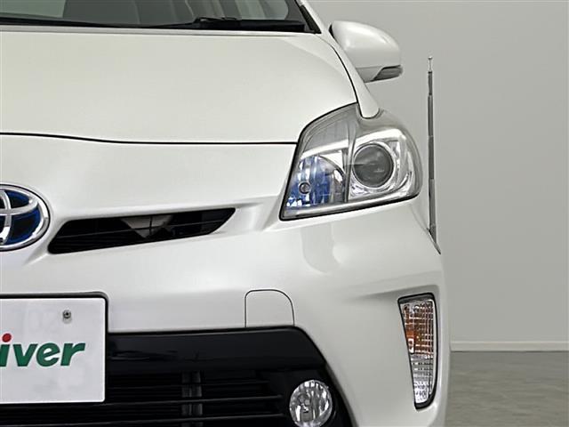 プリウス S 純正ナビ フルセグTV Bluetooth SDサーバー バックカメラ キセノンヘッドライト ビルトインETC 純正15インチアルミホイール スマートキー 純正フロアマット 布系シート エアバック(27枚目)