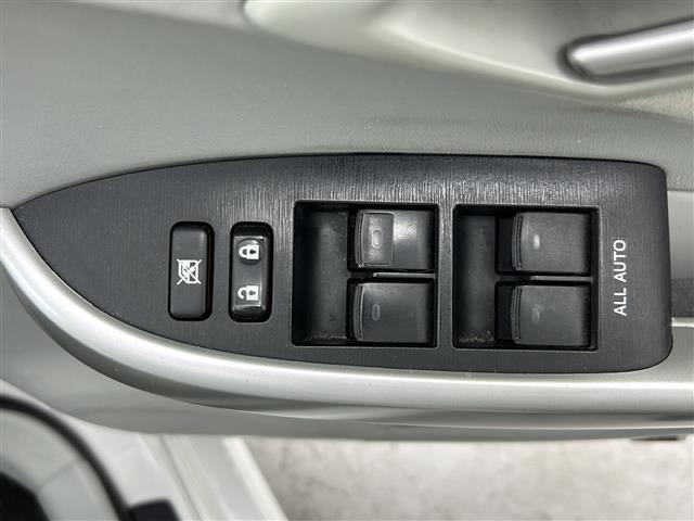 プリウス S 純正ナビ フルセグTV Bluetooth SDサーバー バックカメラ キセノンヘッドライト ビルトインETC 純正15インチアルミホイール スマートキー 純正フロアマット 布系シート エアバック(41枚目)