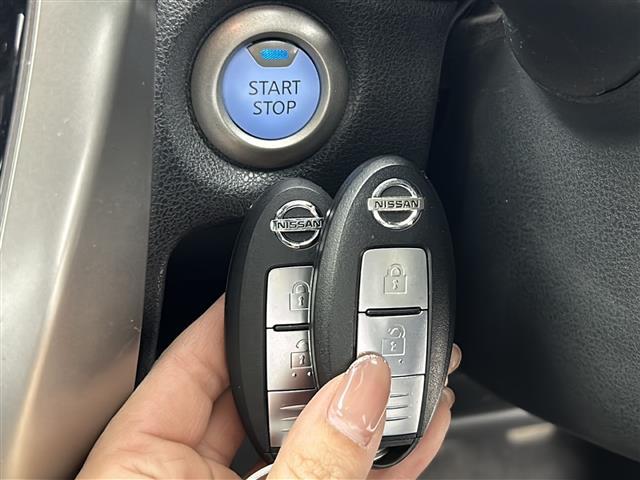 ノート e-パワーオーテック スポーツスペック 純正ナビ アラウンドビューモニター エマージェンシーブレーキ レーンキープアシスト オーテックシート  フルセグTV Bluetooth CD DVD USB接続 前後コーナーセンサー スペアキー(38枚目)
