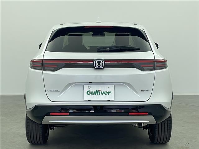 ヴェゼル e:HEV Z 登録済未使用車 純正9インチナビ付ディスプレイ バックカメラ フルセグTV ビルトインETC2.0 パワーバックドア 置くだけ充電 電動パーキングブレーキ 衝突軽減ブレーキ ブラインドスポットモニター(17枚目)