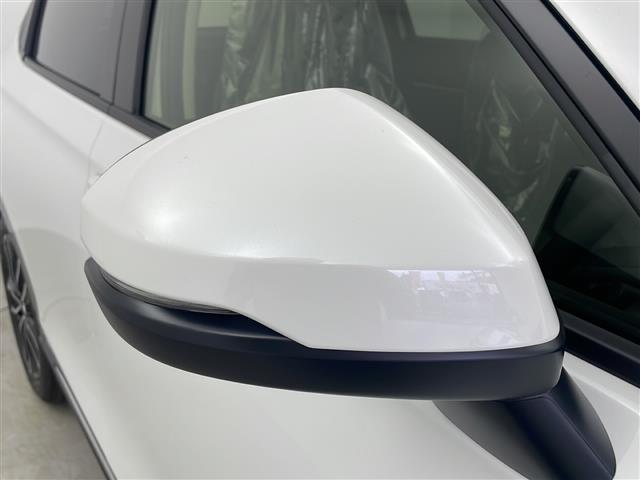 ヴェゼル e:HEV Z 登録済未使用車 純正9インチナビ付ディスプレイ バックカメラ フルセグTV ビルトインETC2.0 パワーバックドア 置くだけ充電 電動パーキングブレーキ 衝突軽減ブレーキ ブラインドスポットモニター(24枚目)